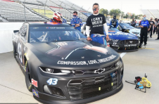 NASCAR调查驾驶员Bubba Wallace的车库中发现的绞索
