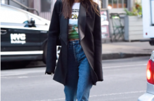 如何像Emily Ratajkowski那样做牛仔布