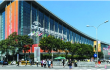 上海口岸部门和企业：至今奋战防输入第一线 “国境不松弦，我们不解甲”