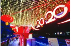 中运量71路开出“最美上海红色之旅专列”