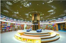 上外书店打造外语学习教育“4S店”