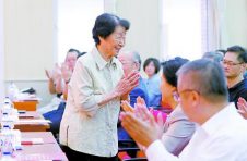 于漪：一辈子学做教师，不是虚的，我是真的