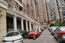 把小区工程从70万元砍到1万元，这位85后业委会主任凭什么？