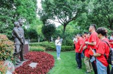 “红色丰碑情景党课”入选上海市优秀公关案例