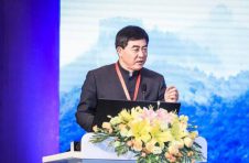 葛均波院士领衔 麝香保心丸十年研究结果公布