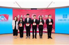 五四青年节前夕，沪上青年说党史