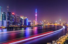 从石墨烯到技术市场，产学研融合推动科技成果转化