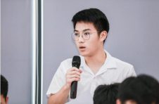 防治兼重呵护儿童青少年眼健康