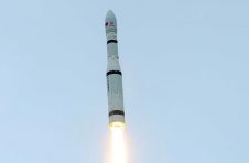 一箭16星！“上海牌”火箭长征六号发射任务取得圆满成功